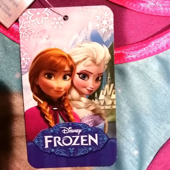 🔥SALE🔥 Disney Frozen Anna Elsa Girls Nightgown NWT Sizes 2T & 4 - Picture 4 of 8